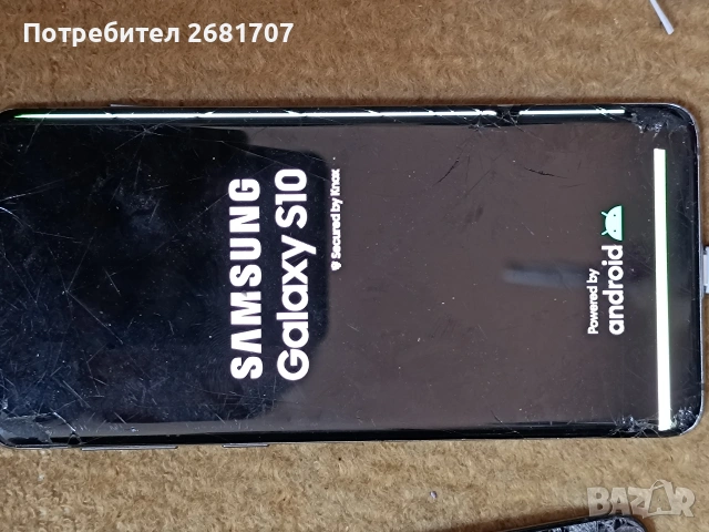 телефон Самсунг S10+