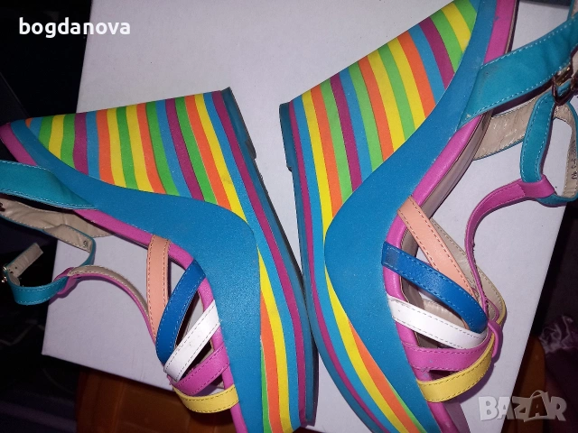 Цветни летни сандали на платформа Fabiano, снимка 8 - Сандали - 54047812