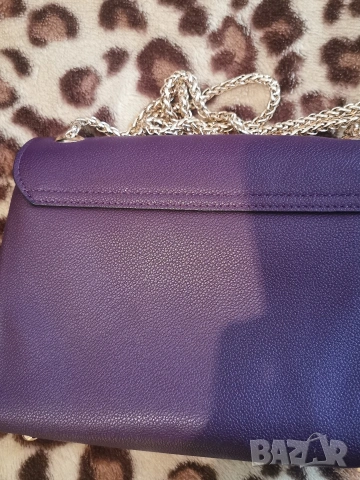 маркова дамска чанта, снимка 4 - Чанти - 54298417