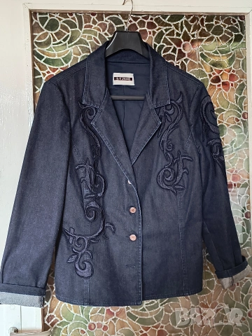 Дамски сака , снимка 4 - Якета - 54310764