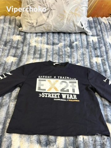 5 тениски къс ръкав + една блуза. 20 Евро, снимка 11 - Тениски - 53774980