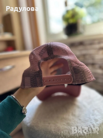 Дамски шапки New Era, снимка 4 - Шапки - 54398485