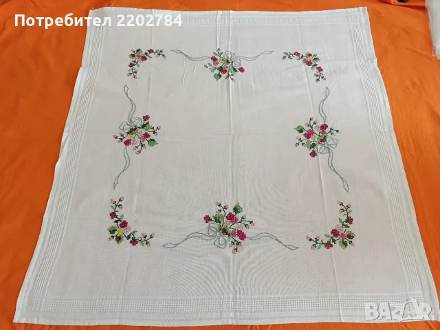 Битови, бродирани карета за маса , снимка 7 - Покривки за маси - 55639533