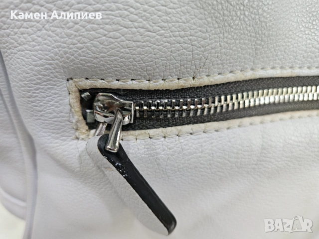 Дамска раница - GUESS 1981 - дамска чанта, снимка 11 - Чанти - 54151630