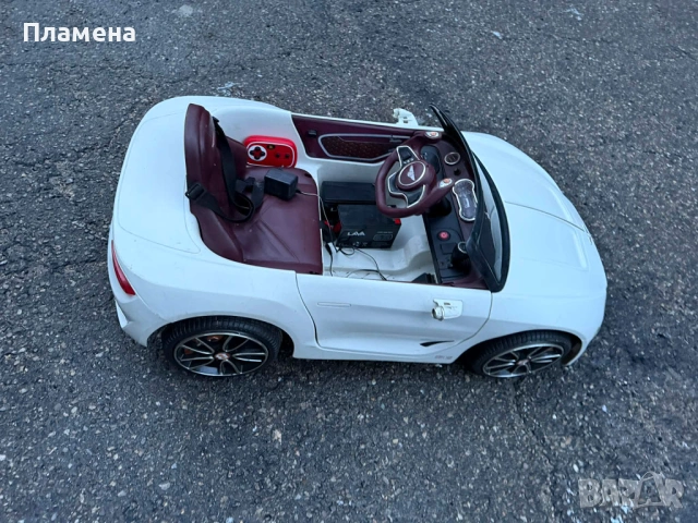 Акумолаторна детска кола