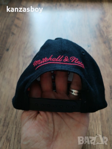 chicago bulls mitchell and ness - страхотна шапка, снимка 3 - Шапки - 54510295