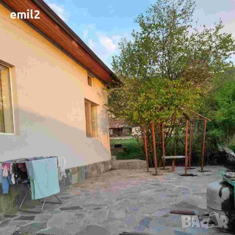Продава основно реновирана къща с.Ресилово, снимка 18 - Къщи - 54576573