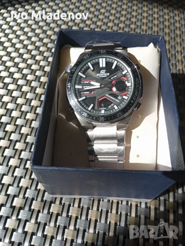 Часовник Casio Edifice 