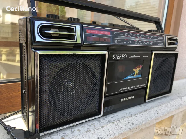 SANYO M 9703K
Много запазен за годините си,като Нов радиокасетофон!, снимка 3 - Радиокасетофони, транзистори - 55430154