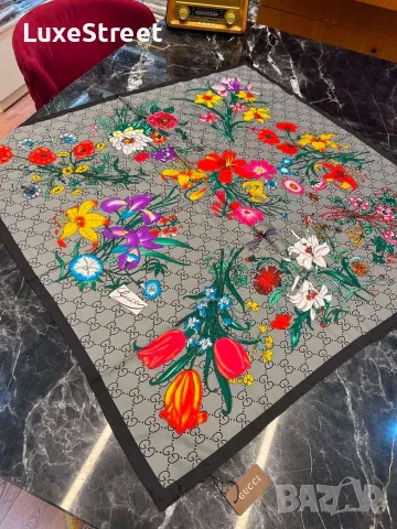 Louis Vuitton ⚜️ Gucci ⚜️ Chanel ⚜️ Goyard ⚜️Дамски Копринени Шалове , снимка 3 - Шалове - 55582719