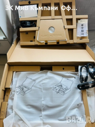 Монитор Dell P2724DEB ***НОВ***, снимка 5 - Монитори - 54478797