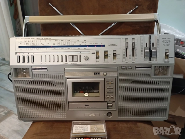 Радиокасетофон JVC M80LB Boombox Ghettoblaster, снимка 2 - Радиокасетофони, транзистори - 54671950