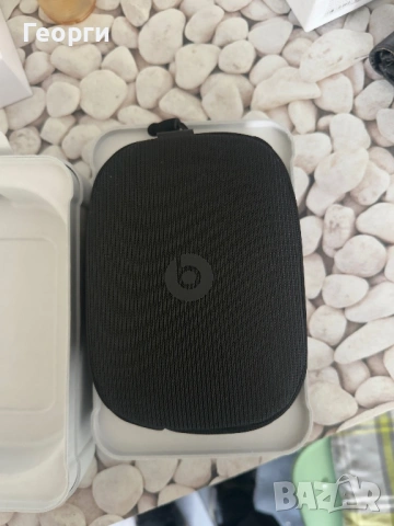 Beats Solo 4 , снимка 2 - Bluetooth слушалки - 54931656