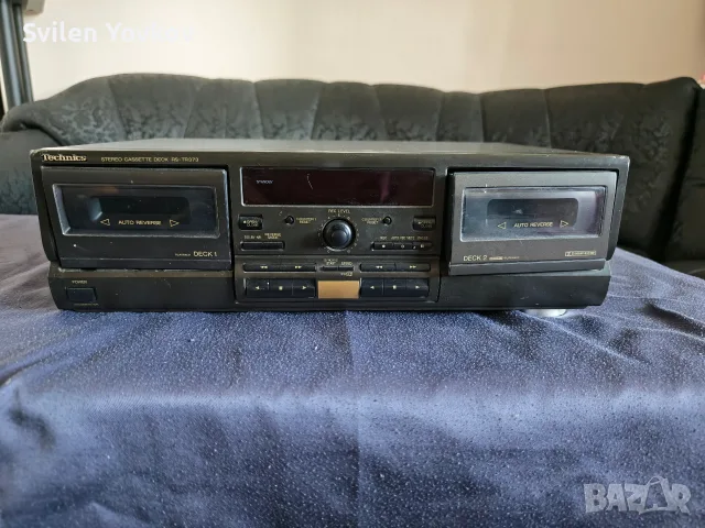 Продавам двукасетъчен дек Technics tr373