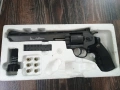 Dan Wesson 8 revolver, снимка 2