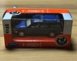 НОВ Welly Ford Explorer 1:43 Тъмно син, снимка 1