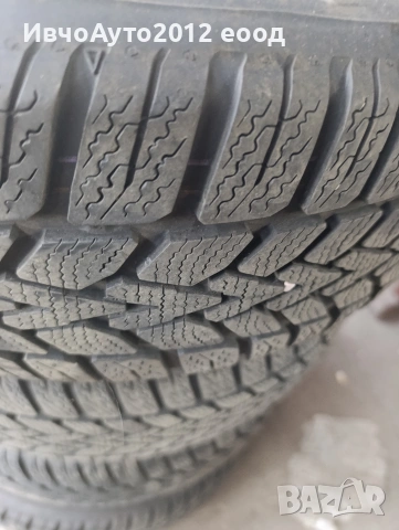 Зимни гуми комплект с метални джанти и тасове VW golf 7, снимка 9 - Гуми и джанти - 55068402