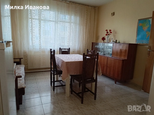 Просторен 4 стаен апартамент , снимка 2 - Апартаменти - 54229623