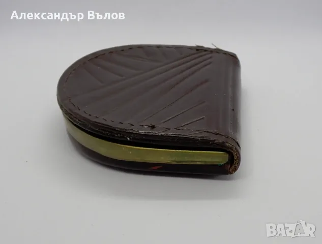 Стар Кожен Калъф За Монети Монументи Москва, снимка 6 - Колекции - 55301348