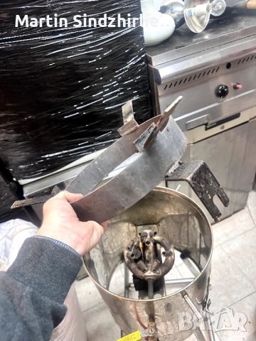 Газов котлон с уок горелка + стойка – професионален с комплект тигани, снимка 5 - Обзавеждане на кухня - 54096846