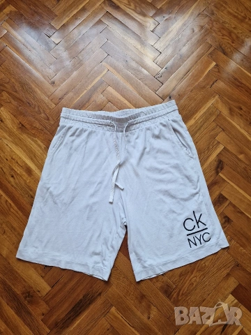 Страхотни мъжки къси панталони CALVIN KLEIN размер L 