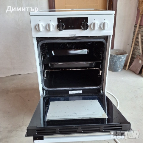 Електрическа печка с керамичен плот Gorenje , снимка 2 - Печки, фурни - 54640126