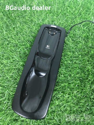 Logiteac Harmony One Advanced Universal Remote, снимка 5 - Дистанционни - 55168051