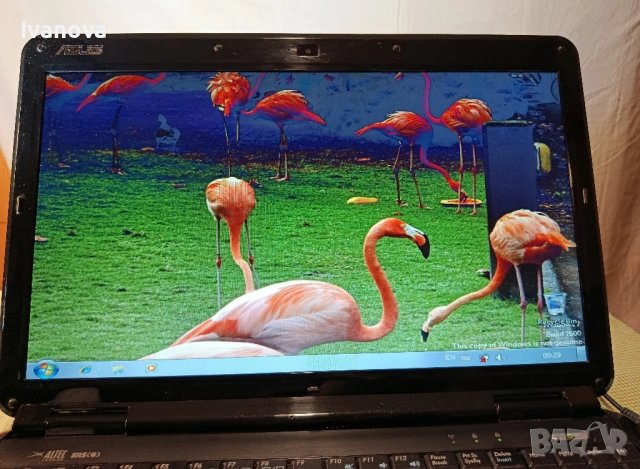 Лаптоп ASUS 15.6 // HD/LED 