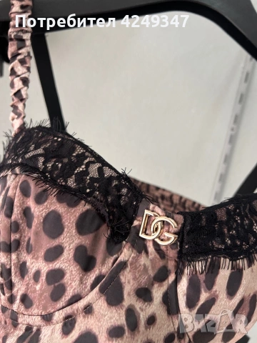 Топ D&G, снимка 2 - Корсети, бюстиета, топове - 55082851