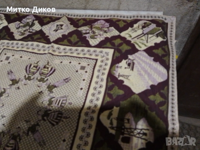 винтидж жакардова покривка за маса с геометрични и фолклорни мотиви хоро 62х68см, снимка 3 - Покривки за маси - 54823093
