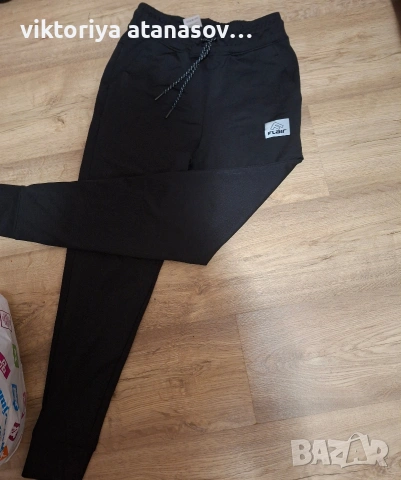 Черен анцуг на "Flair"