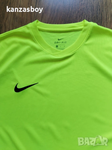 nike dri fit - страхотна мъжка тениска XL, снимка 2 - Тениски - 54597632
