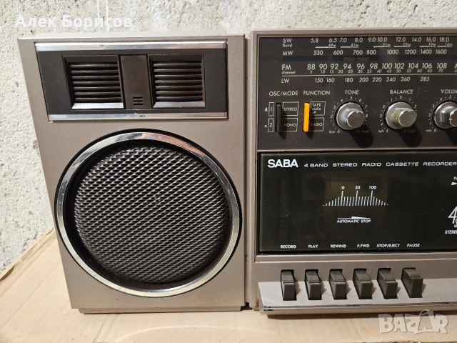 Радиокасетофон Saba RCR 540, снимка 3 - Радиокасетофони, транзистори - 54084890