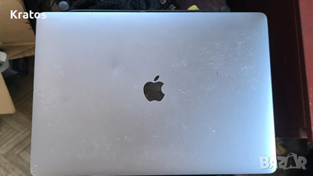 Лаптоп Apple Macbook pro (2019) A1990 16GB RAM i7 256 ssd с дефектирал дисплей, снимка 3 - Лаптопи за работа - 54583982