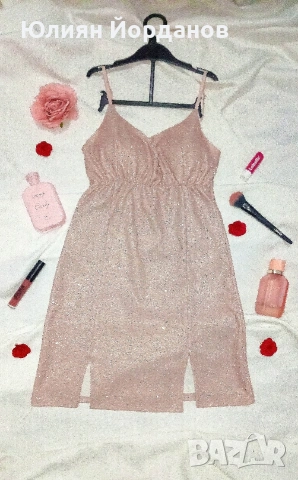 Женска рокля използвано е няма забележителности 