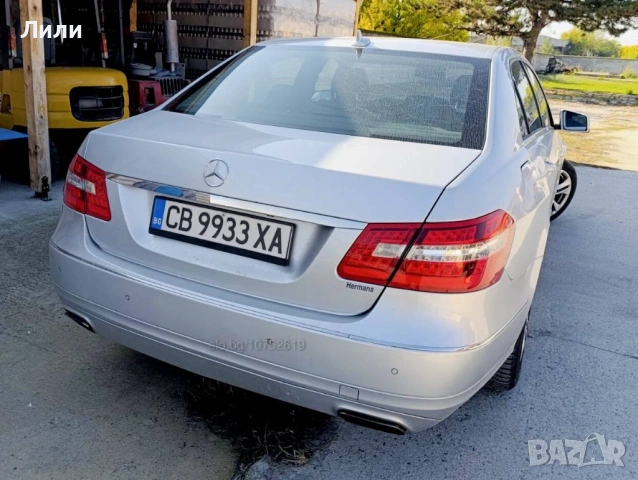 Mercedes-Benz E 220, Ръчна , снимка 3 - Автомобили и джипове - 54787591