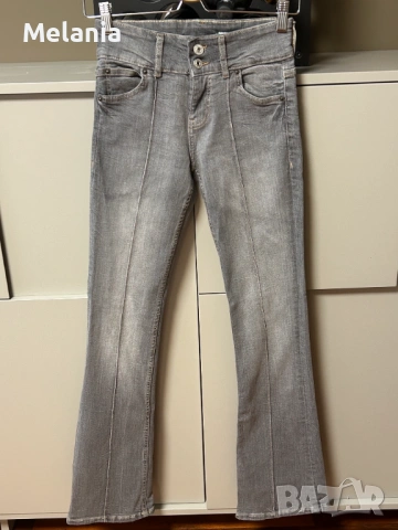 3 чифта дънки Bershka, Pull & Bear, Only, р-р EU 34, снимка 10 - Дънки - 54724888