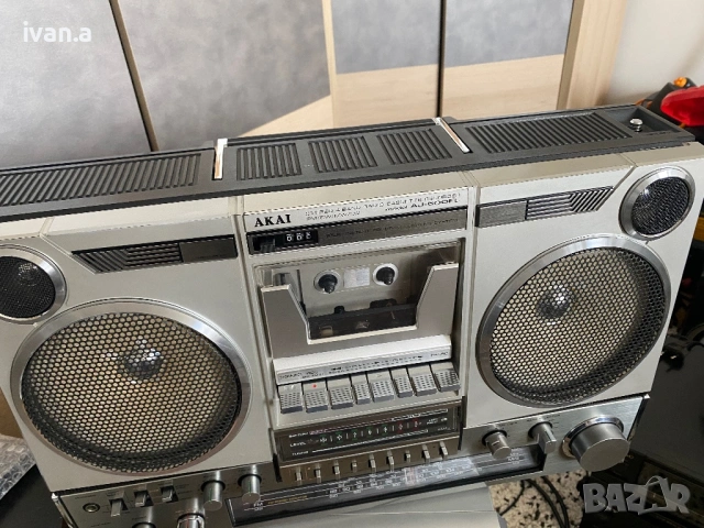 Akai AJ-500, снимка 2 - Радиокасетофони, транзистори - 54720256