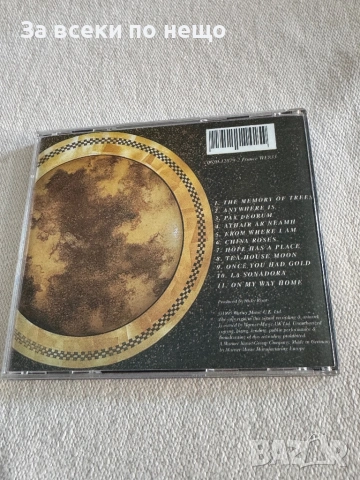 CD диск Enya - The memory of trees, снимка 3 - CD дискове - 54386455