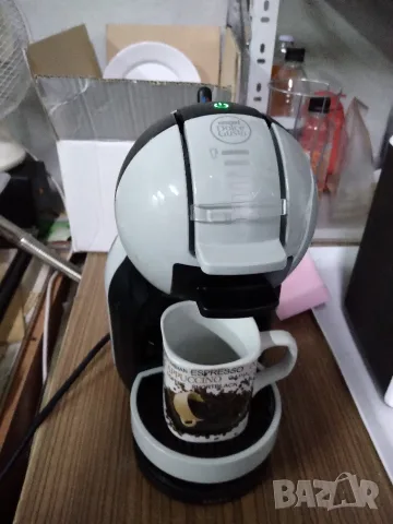 Кафемашина за капсули Dolce Gusto, снимка 2 - Кафемашини - 55683377