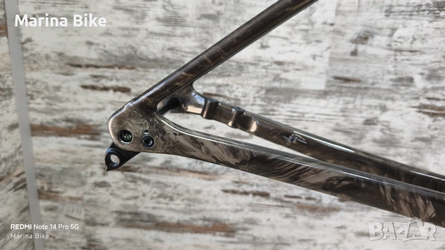 Карбонова шосейна рамка Specialized Roubaix SL8 S-Works Future Shock 3.0  | 52, снимка 4 - Части за велосипеди - 55237969