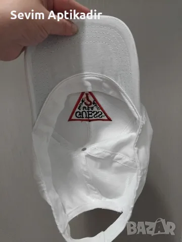 Guess дамска шапка, снимка 2 - Шапки - 55324184