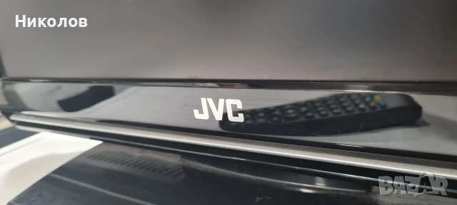 Малък Телевизор JVC 19инча 220в, снимка 3 - Телевизори - 54940251