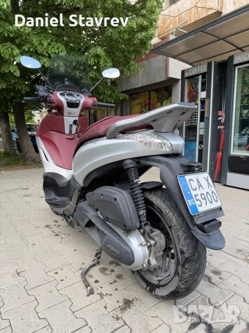 Продавам Piaggio Beverly 350st, снимка 5 - Мотоциклети и мототехника - 54505773