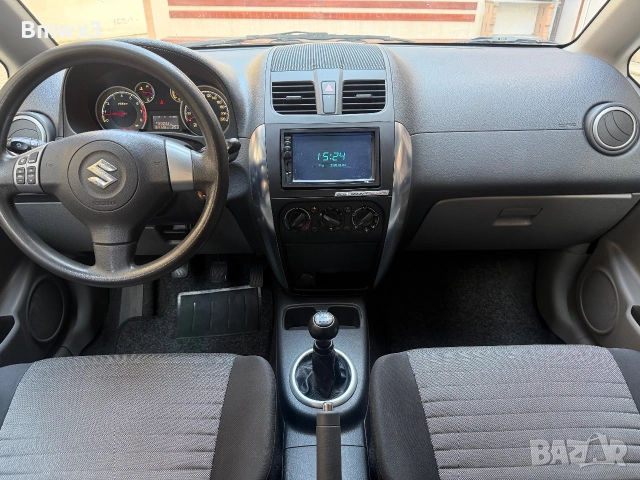 Suzuki SX4 Facelift 1.5i , снимка 12 - Автомобили и джипове - 54985998