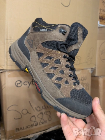 туристически обувки   Mckinley Multi-Shoe Cisco Hiker Mid Aqx W, снимка 10 - Други - 31255069