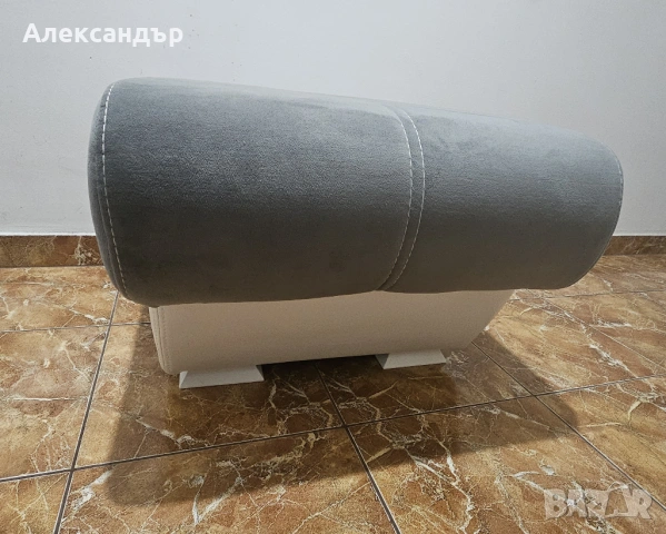 Табуретки за хол, снимка 3 - Дивани и мека мебел - 54743934