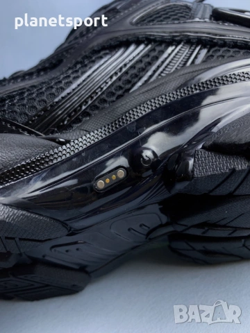 Balenciaga Runner LED 7.0 "All Black" – Premium Luxury Streetwear Edition, снимка 9 - Спортни обувки - 54670074