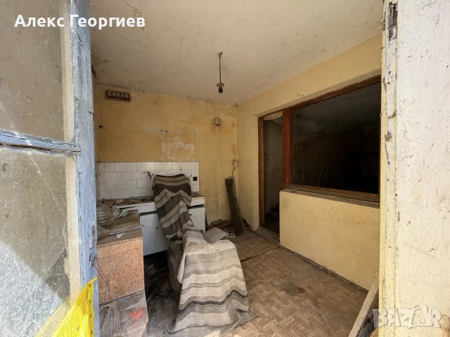Продавам къща с двор в град Сливен, снимка 12 - Къщи - 55546220