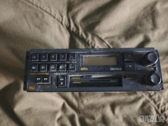ретро автокасерофон Philips